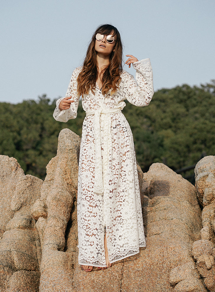 SARDEGNA LACE BEACH ROBE